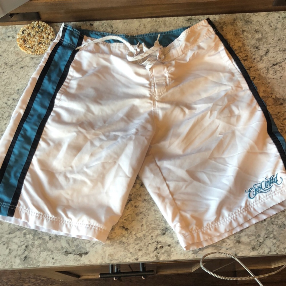 Swim trunk